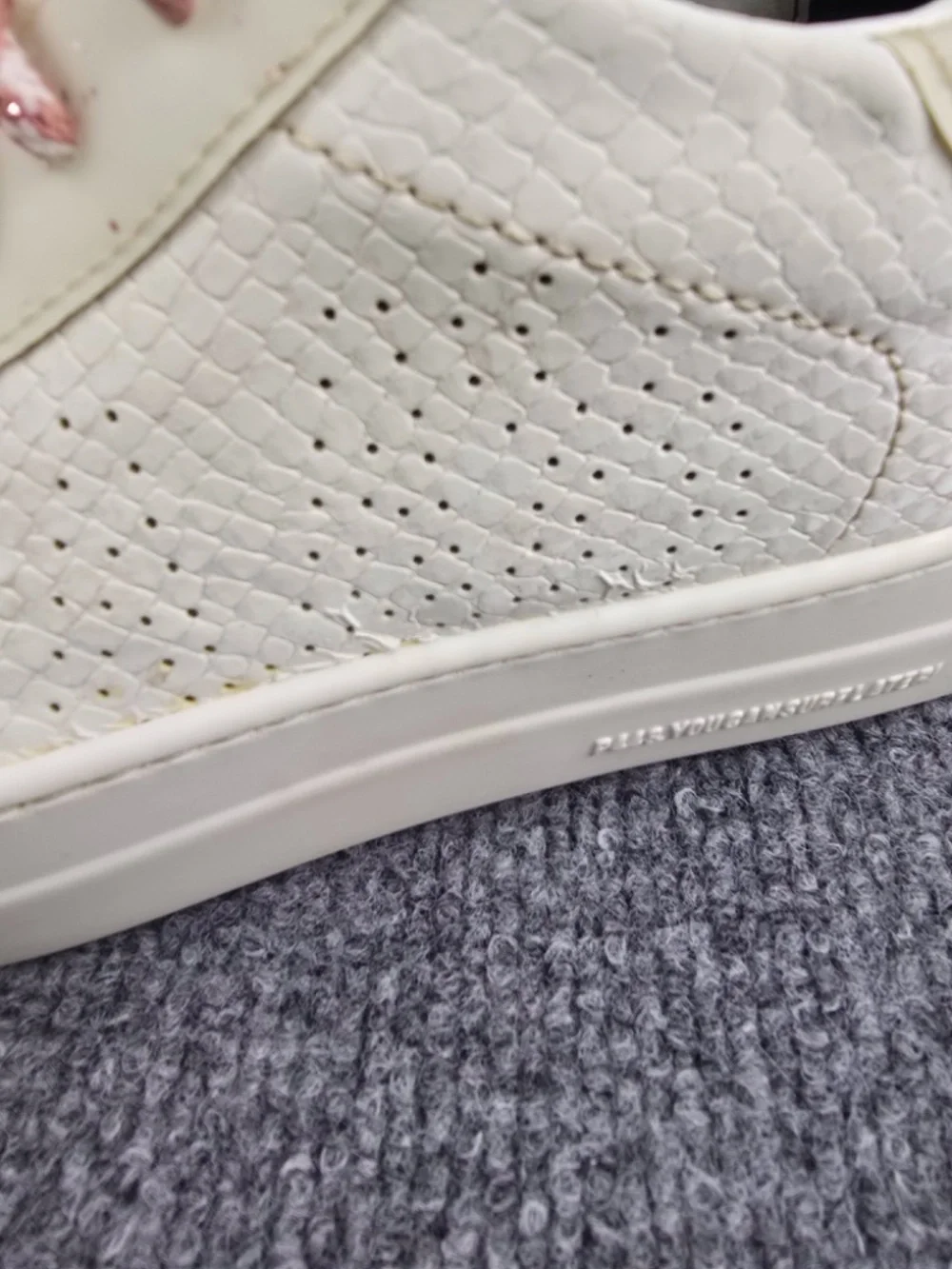 P448 Thea Mini Chess Platform Sneakers White Pink Size 38 US 7.5
